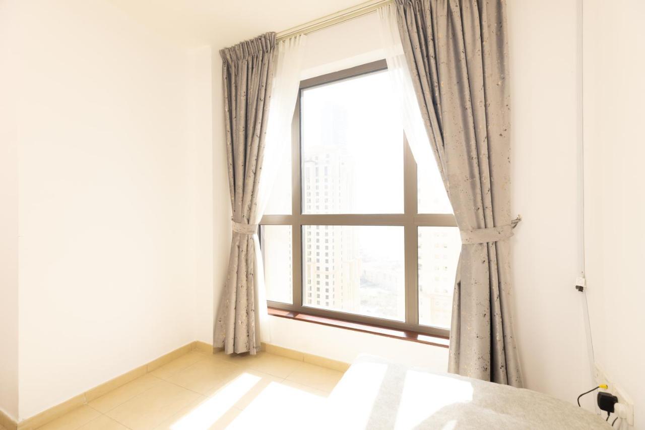 Hostel Travel Hub Premium Dubai Exterior foto