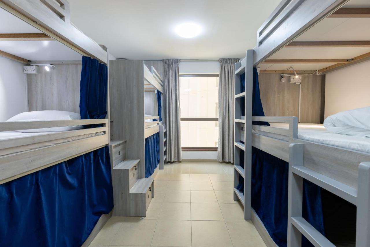 Hostel Travel Hub Premium Dubai Exterior foto